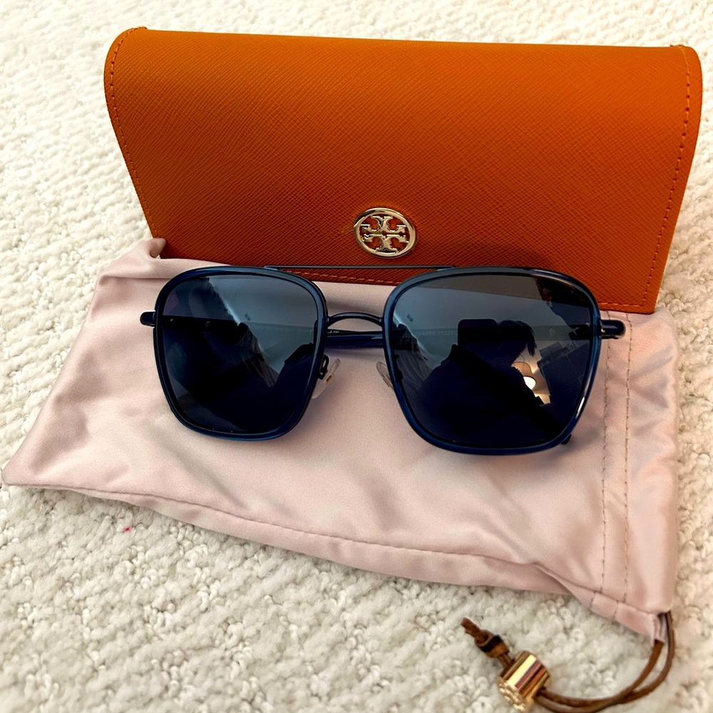 Tory Burch Navy Blue Sunglasses NEW